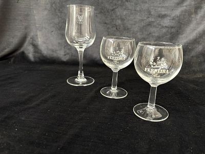 Set of 3 Glasses. Set of 3 glass cups. One for wine and two for Port wine, Ferreira brand. Signs 