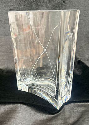 Jarra Cristal Atlantis. Jarra em cristal da marca Atlantis. Sinais de uso.