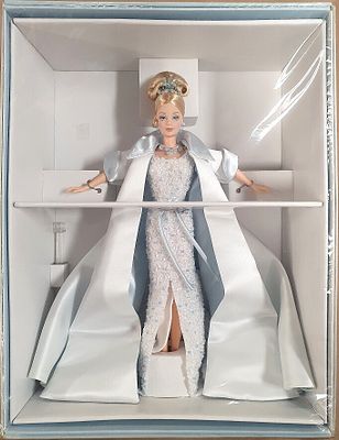 Crystal Jubilee Barbie - Ano 1999. Barbie Jubileu de Cristal. N&ordm; 21923. Data da caixa: 1999. 