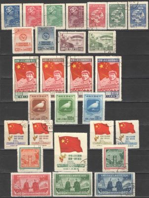 1949-50 гг. Китай.# Годовые наборы.( 28 марок). Без стандартов. Состояние материала: гашеная