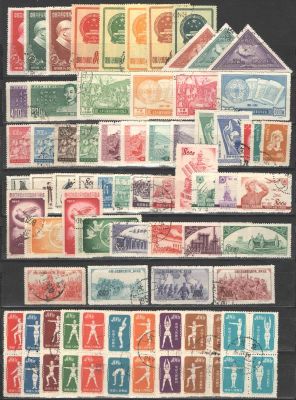 1951-52 гг. Китай.# Годовые наборы.( 54 марки+ 10 квартблоков). Без стандартов. Состояние 