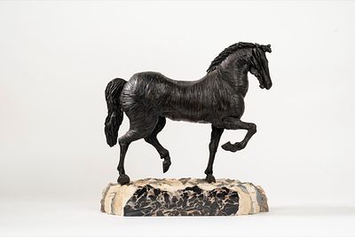 Mario Ceroli - Mario Ceroli (Castel Frentano 1938) - Horse. brown glazed bronze on a base of