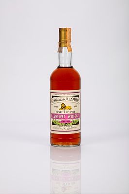 Scozia - Glenlivet Vintage, Gordon & MacPhail 'George & J.G.Smith's' 70° Proof Single Malt
