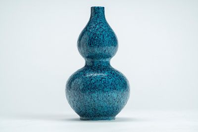 Vasetto a doppia zucca con invetriatura "robin’s egg". Cina, secolo XIX. Vasetto a 