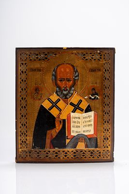Icona su tavola raffigurante San Nicola Taumaturgo. Russia, secolo XIX cm 31x27 Difetti.Difetti.
