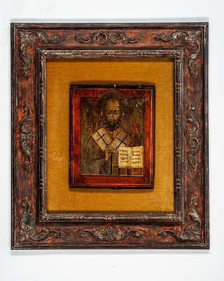 Icona a tempera su tavola raffigurante san Nicola Taumaturgo. Russia, XIX secolo cm 38x32 Con 