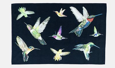 Tappeto Hummingbird Wallhanging cm 121x181 decorato a colibrì in volo contro un fondo 