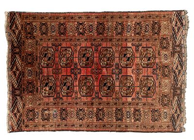 Tappeto a motivo turkmeno Tekke, fine secolo XIX-XX cm 128x89 campo centrale a gul ottagonali 