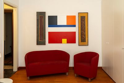 Manifattura Italiana - Poltrona e divano, 2010 circa - Manifattura Italiana - Poltrona e divano 