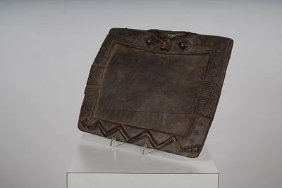 Yoruba, Nigeria - Vassoio da cerimonia - Yoruba, Nigeria - Vassoio da cerimonia 35 x 28 cm in 