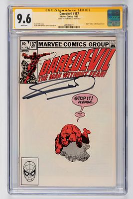 Frank Miller - Frank Miller - Graded Comic - Signed - Daredevil #187 - CGC 9.6. A copy of 