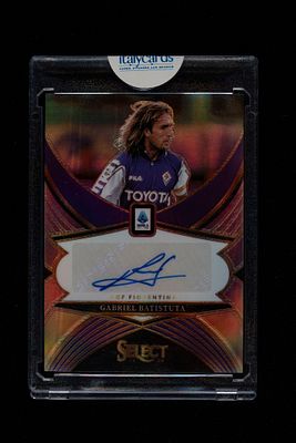 Gabriel Batistuta - Gabriel Batistuta - Signed Card - Fiorentina - Panini Select Serie A 2024/25. 