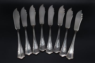 Eight ‘17th-century’ Top&aacute;zio fish knives set in Portuguese silver. Set of eight ‘17th-century’ 