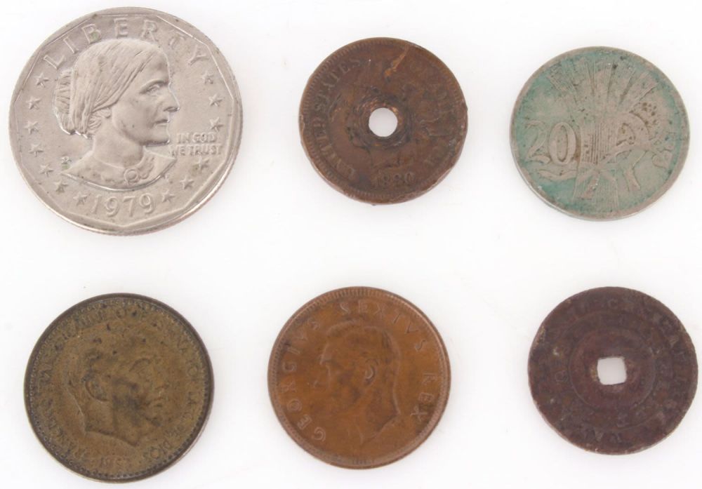 Lot 11264: ASSORTED VINTAGE FOREIGN COINS - LOT OF 6