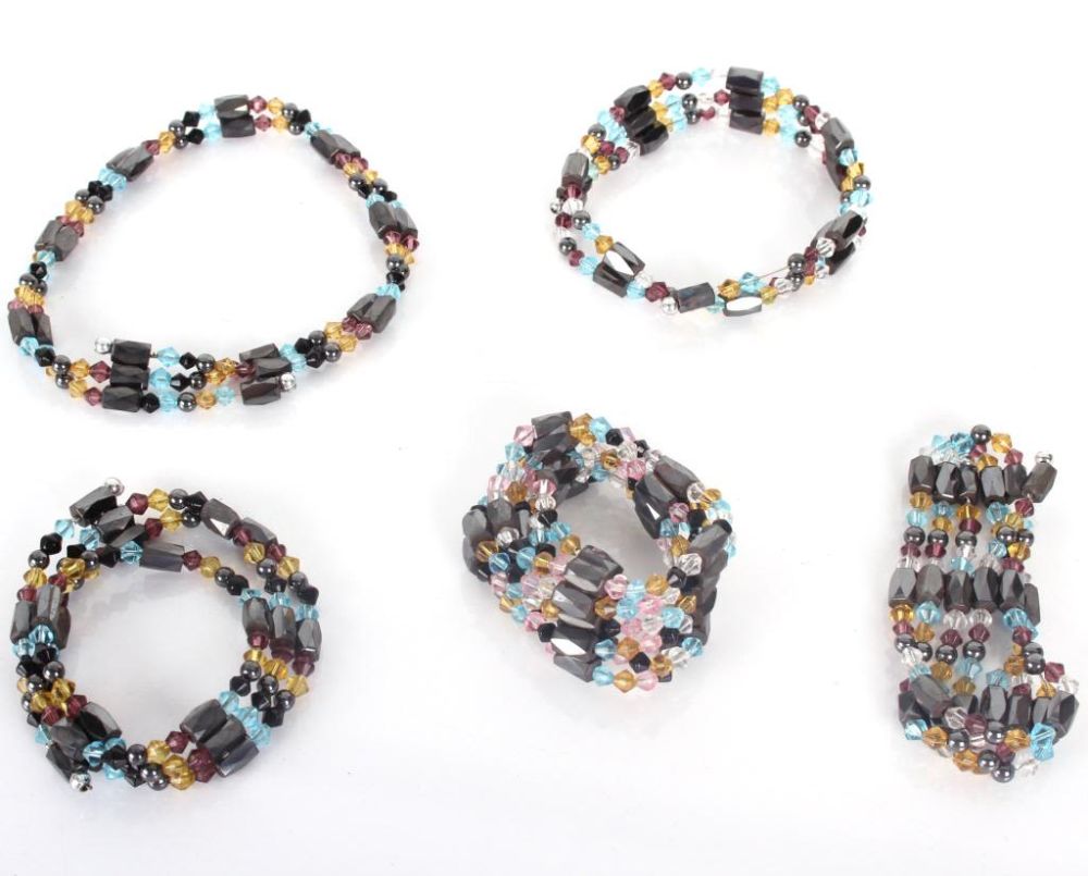 Lot 11546: MAGNETIC RESIZABLE NECKLACES - LOT OF 5