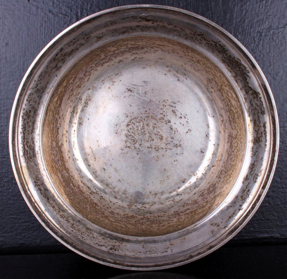 Lot 11554: GORHAM STERLING SILVER MONOGRAMMED BOWL
