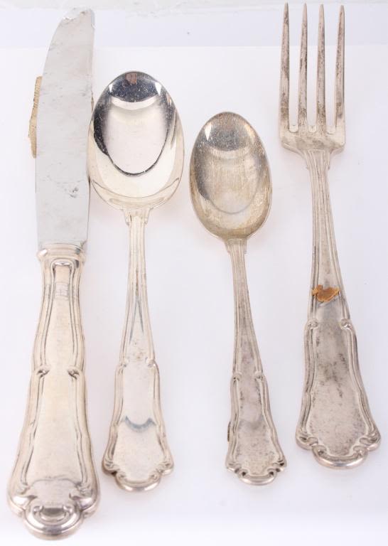 Lot 11559: 4 PC WALLACE BARACCO STERLING SILVERWARE TABLE SET