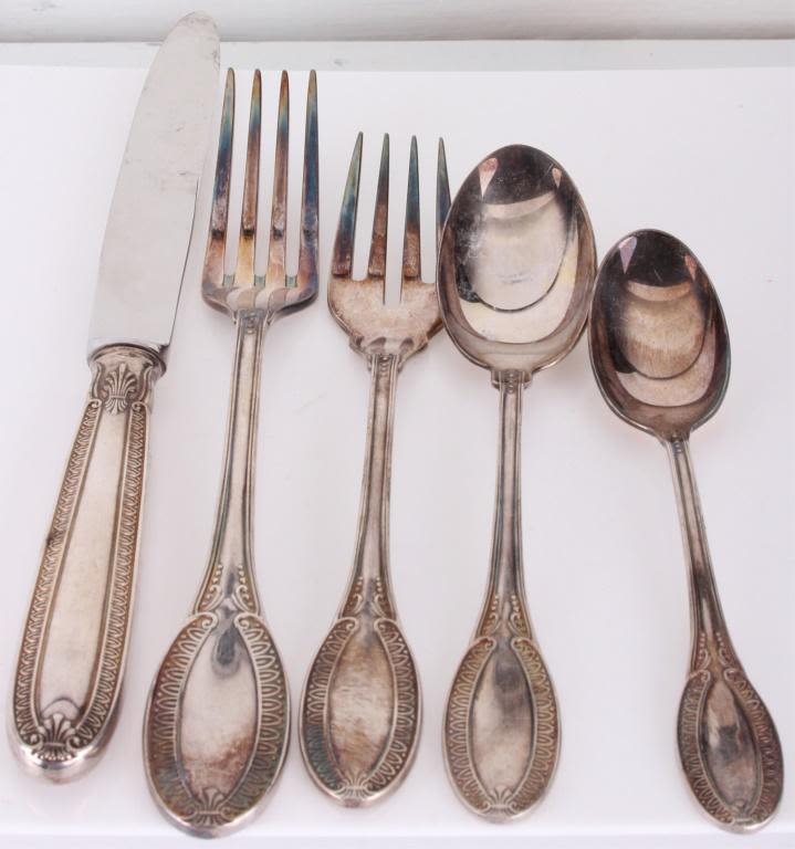 Lot 11561: 5 PIECE HEMINGWAY STERLING SILVERWARE TABLE SET