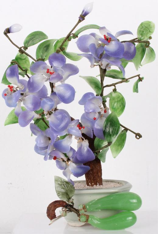 Lot 11618: BONSAI GLASS HYDRANGEA ORCHID AND BITTER MELONS