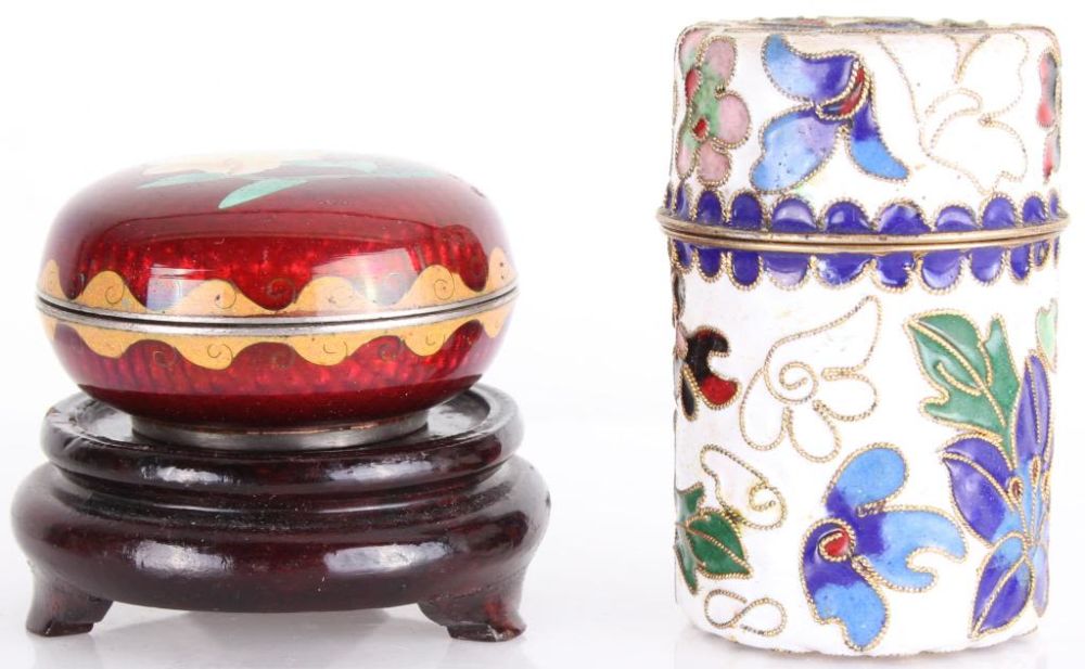 Lot 11625: PAIR OF ROUND CLOISSONE BOXES