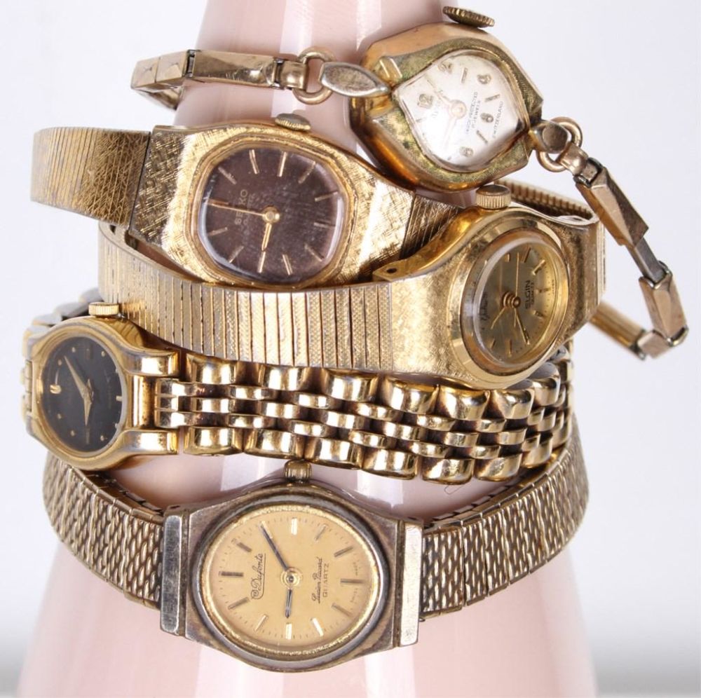 Lot 11685: ASSORTED VINTAGE GOLD TONED WATCHES - LOT OF 5