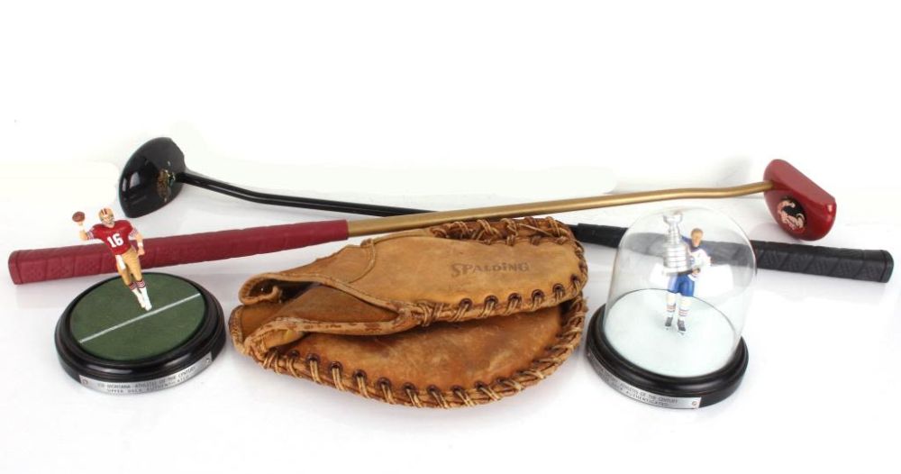 Lot 11719: ASSORTED SPORTS ITEMS AND MEMORABILIA - LOT OF 5