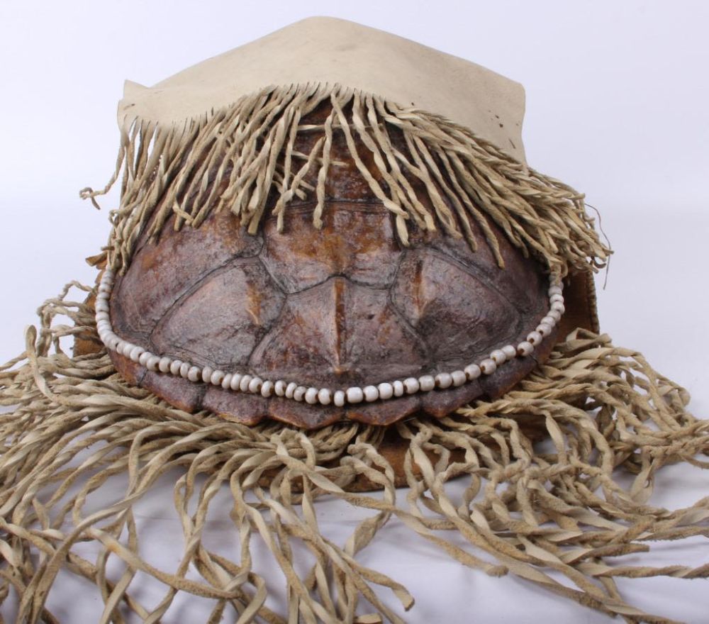 Lot 11811: NATIVE AMERICAN CREE TRIBE TURTLE SHELL BAG