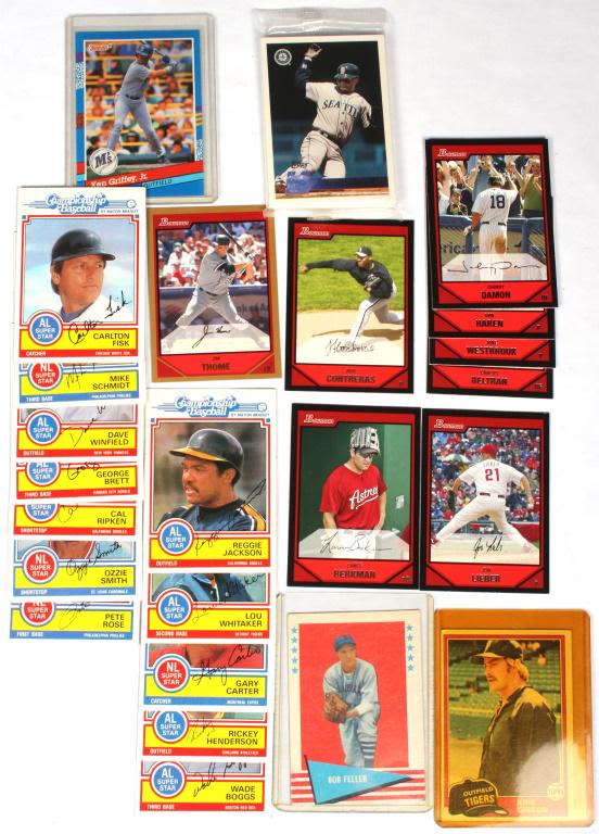 Lot 11858: LARGE COLLECTION OF BASEBALL CARDS
