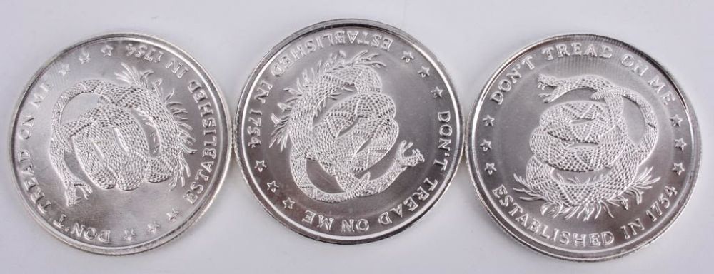 Lot 116226: .999 FINE SILVER "DON`T TREAD ON ME" - LOT OF 3
