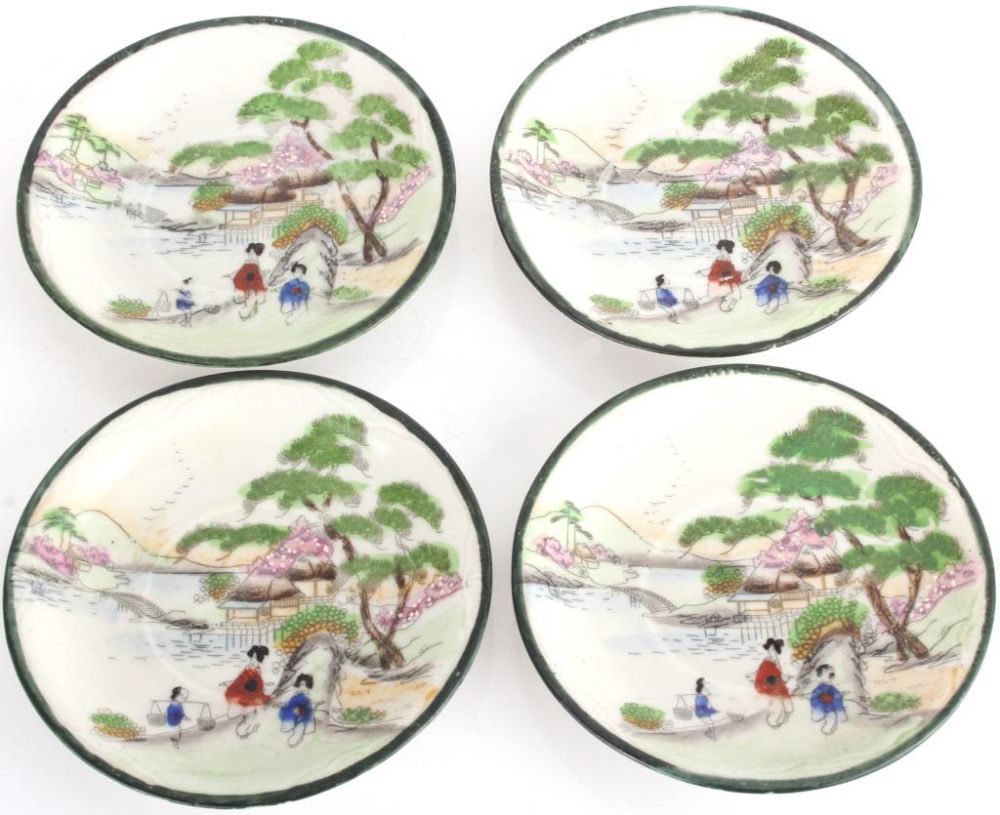 Lot 116281: VINTAGE JAPANESE PORCELAIN SMALL PLATES - LOT OF 4