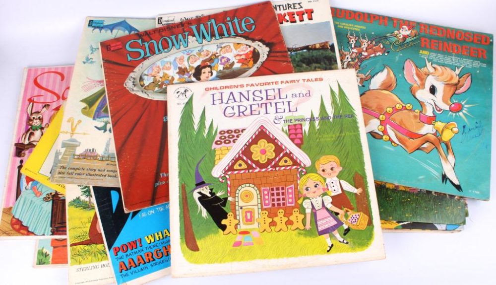 Lot 116323: ASSORTED DISNEY RECORDS & OTHERS - LOT OF 14