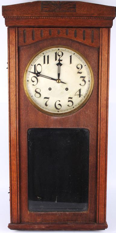 Lot 116349: LORENZ FURTWANGLER 27" VINTAGE WALL CLOCK