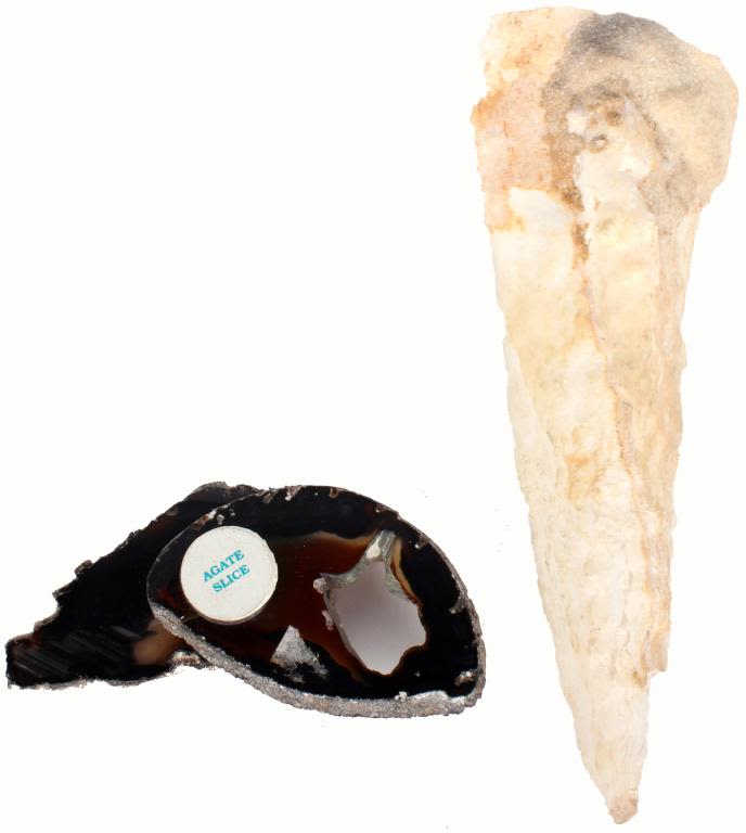 Lot 116365: AGATE SLICES & A CALCITE STALACTITE - LOT OF 3