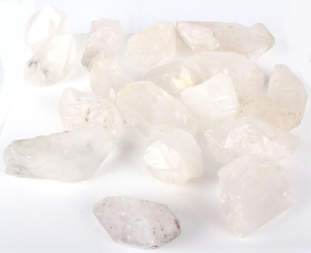 Lot 116367: NATURAL CLEAR QUARTZ RAW GEODES - LOT OF 18