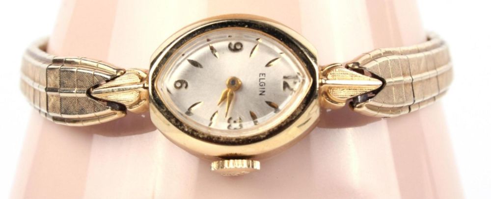 Lot 121303: 14K YELLOW GOLD LADIES ELGIN VINTAGE WRISTWATCH