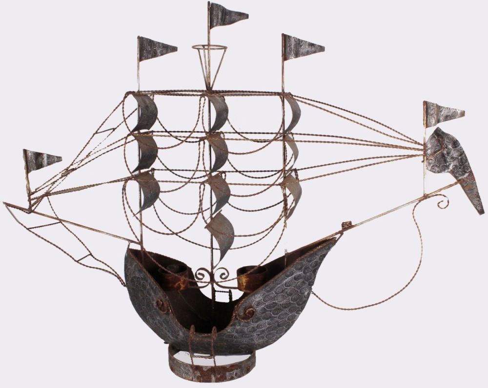 Lot 121345: 40 X 50" ORNATE METAL SHIP ELECTRIC TABLE LAMP
