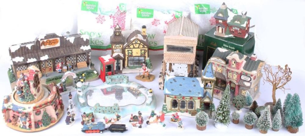 Lot 121349: CHRISTMAS VILLAGE BUILDINGS, PEOPLE, & ETC - 42