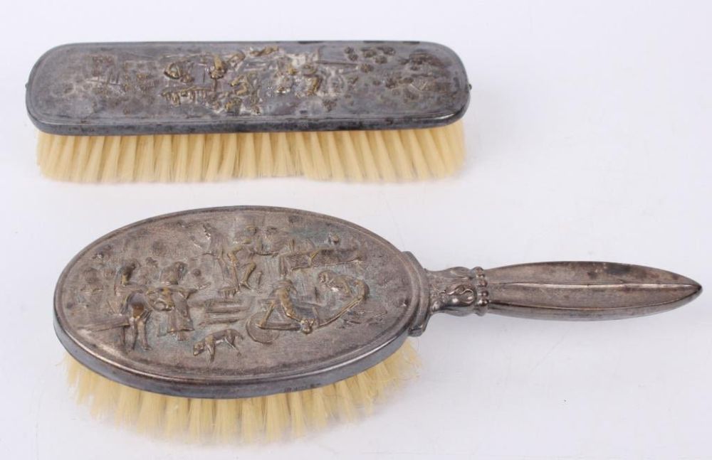 Lot 124160: HANS JENSEN DANISH SILVER PLATED BRUSH SET