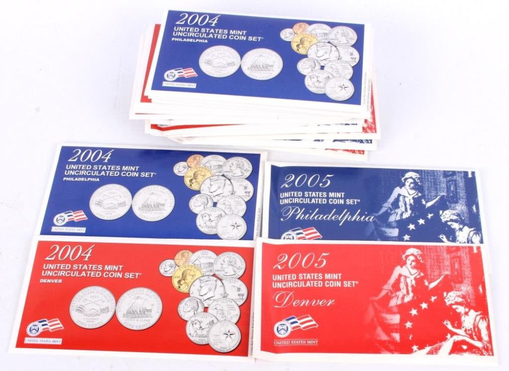Lot 124193: D & P 2004 & 2005 UNCIRCULATED PROOF COIN SET - 16