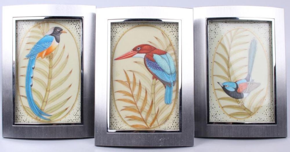 Lot 125346: ASIAN BIRDS HAND-PAINTED ON SYNTHETIC IVORY - (3)