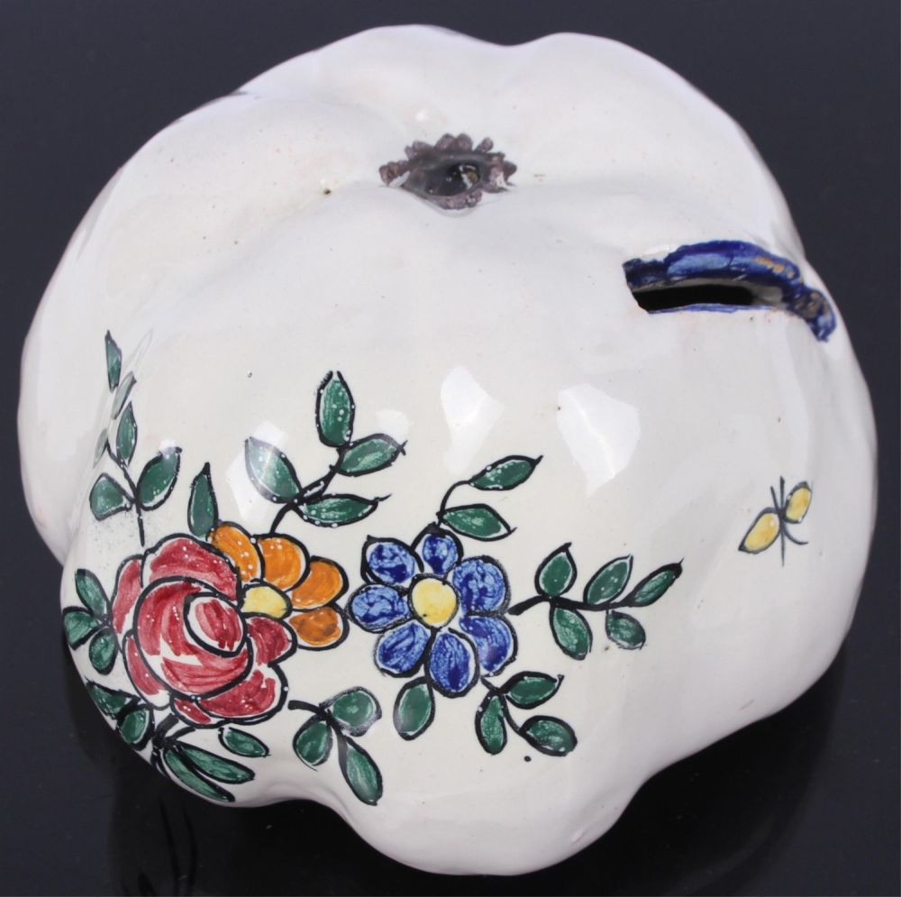 Lot 126189: RARE SANCAI HAND PAINTED POTTERY COIN BANK