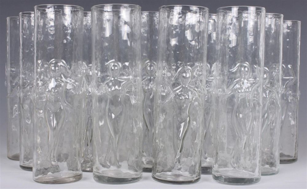 Lot 133198: BACCHANTES GLASS BLOWN DRINKING GLASSES - (15)