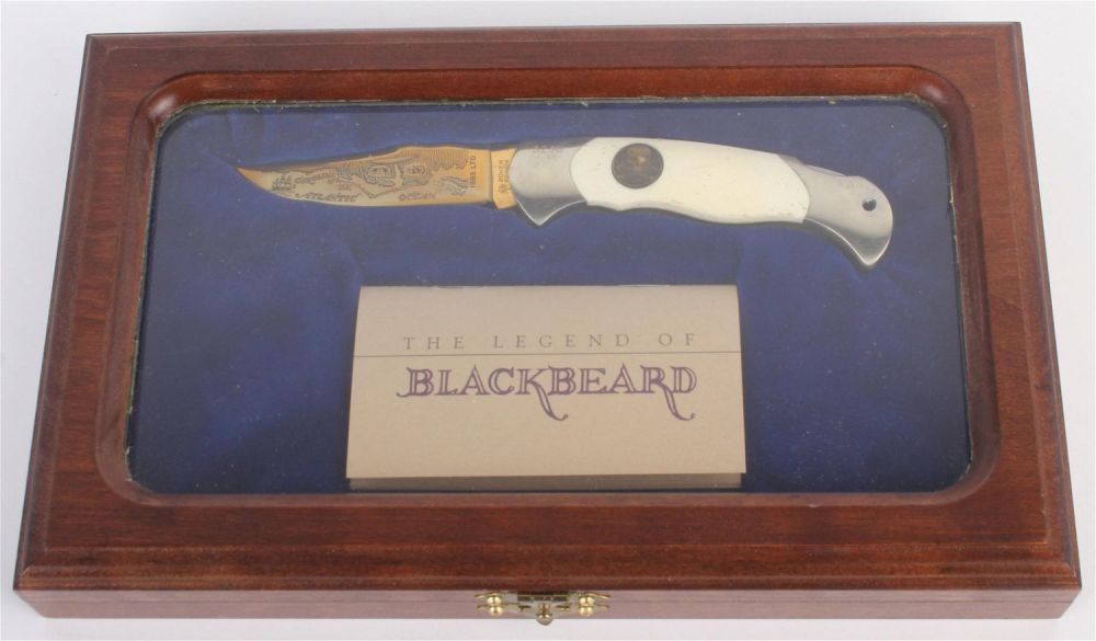 Lot 133203: BOKER LEGEND OF BLACKBEAR STAINLESS KNIFE IN CASE