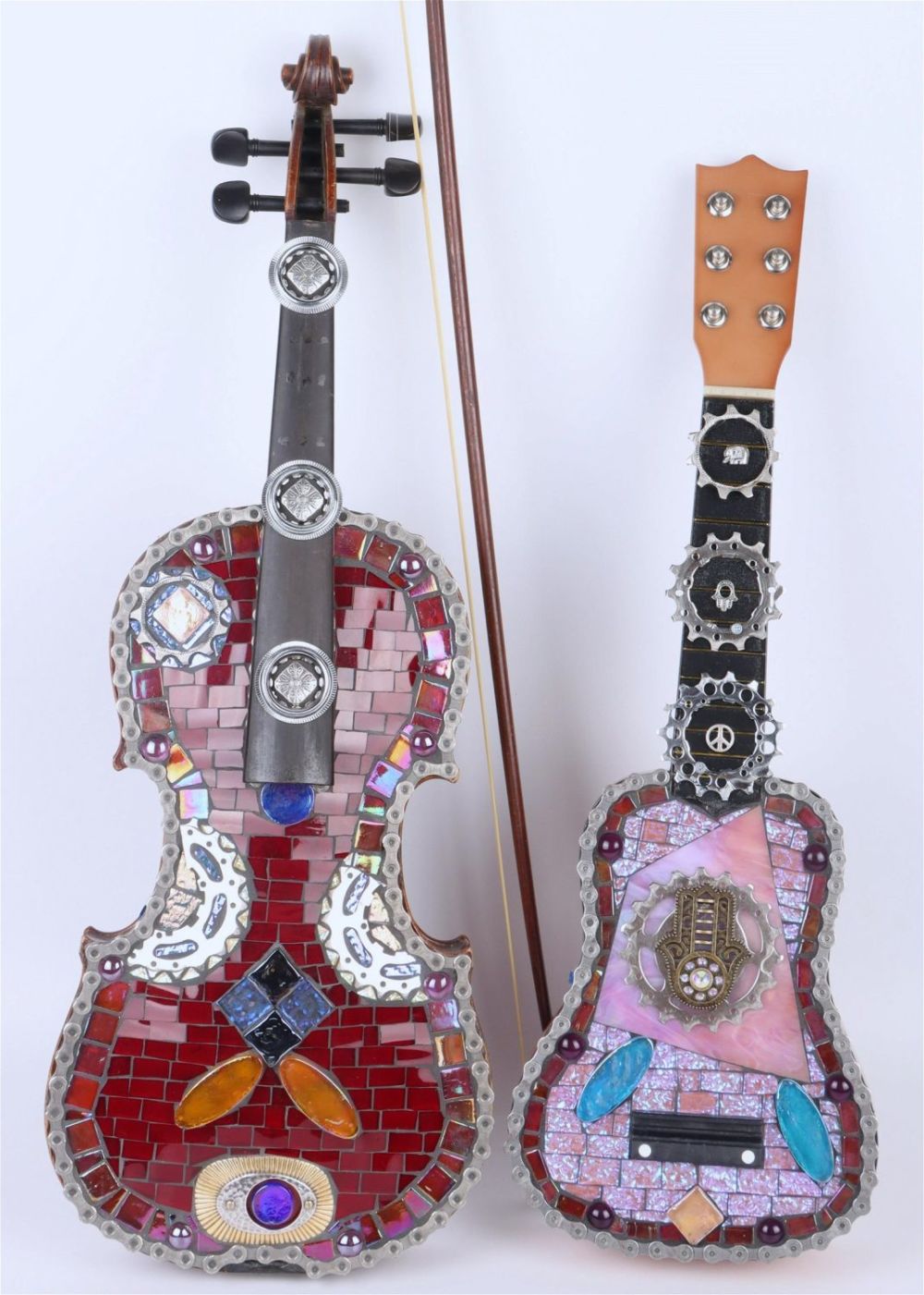 Lot 134151: GINHOL MOSAICS UPCYCLED UKULELE & VIOLIN ART DECOR