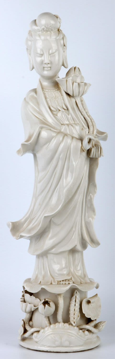 Lot 134180: PORCELAIN CHINESE GUANYIN "BLANC DE CHINE" FIGURE