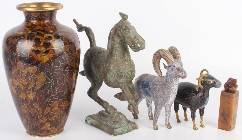 Lot 135160: MIXED ASIAN ARTS LOT - STATUES, CLOISONNE, STAMP