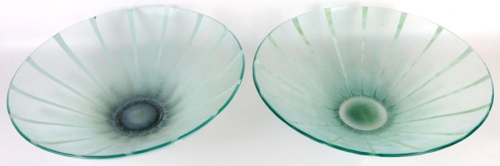 Lot 139171: MAURICE HEATON (1900 - 1990) GLASS ART BOWLS - 2