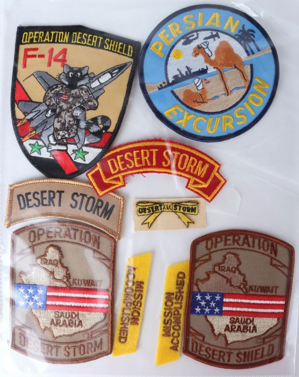 Lot 141170: ORIGINAL US MILITARY MEDALS, PATCHES AND BADGES