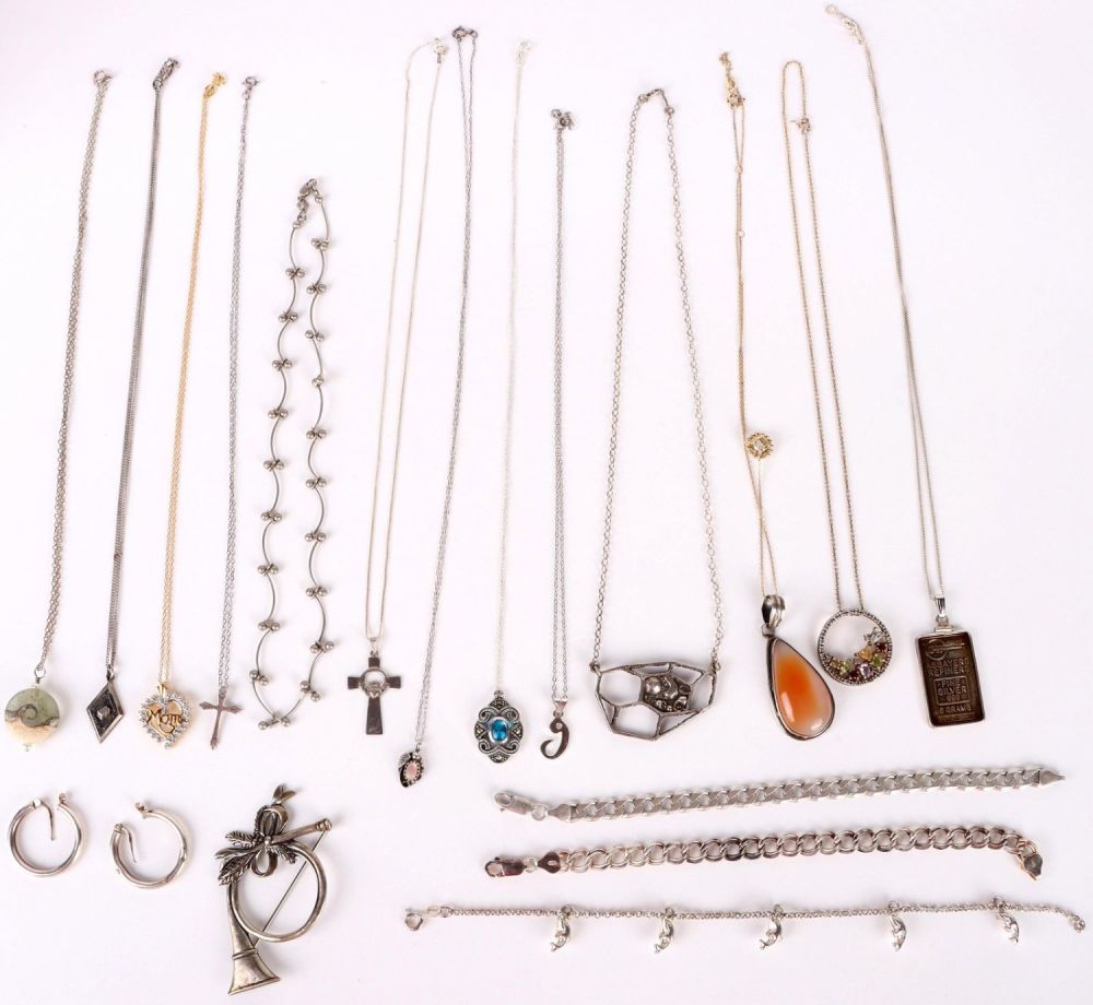 Lot 141173: STERLING SILVER ESTATE JEWELRY - LOT OF 18