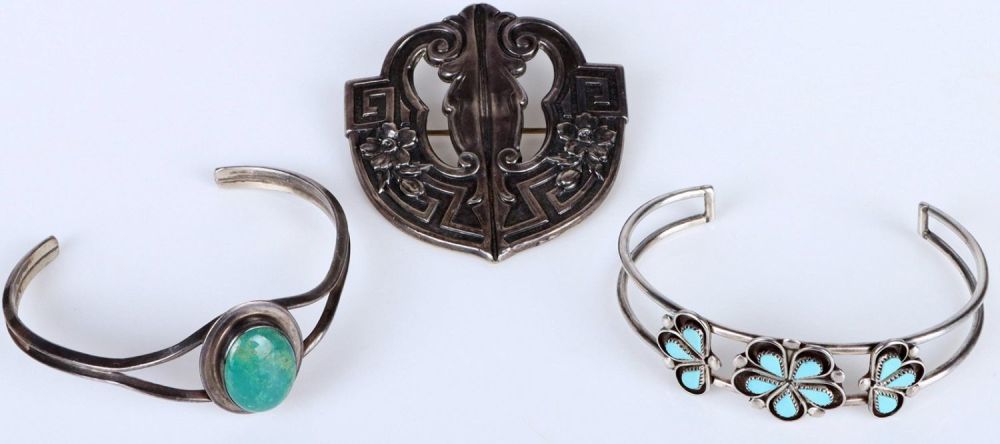 Lot 141185: ZUNI SOUTHWEST STERLING BRACELETS & BROOCH PIN